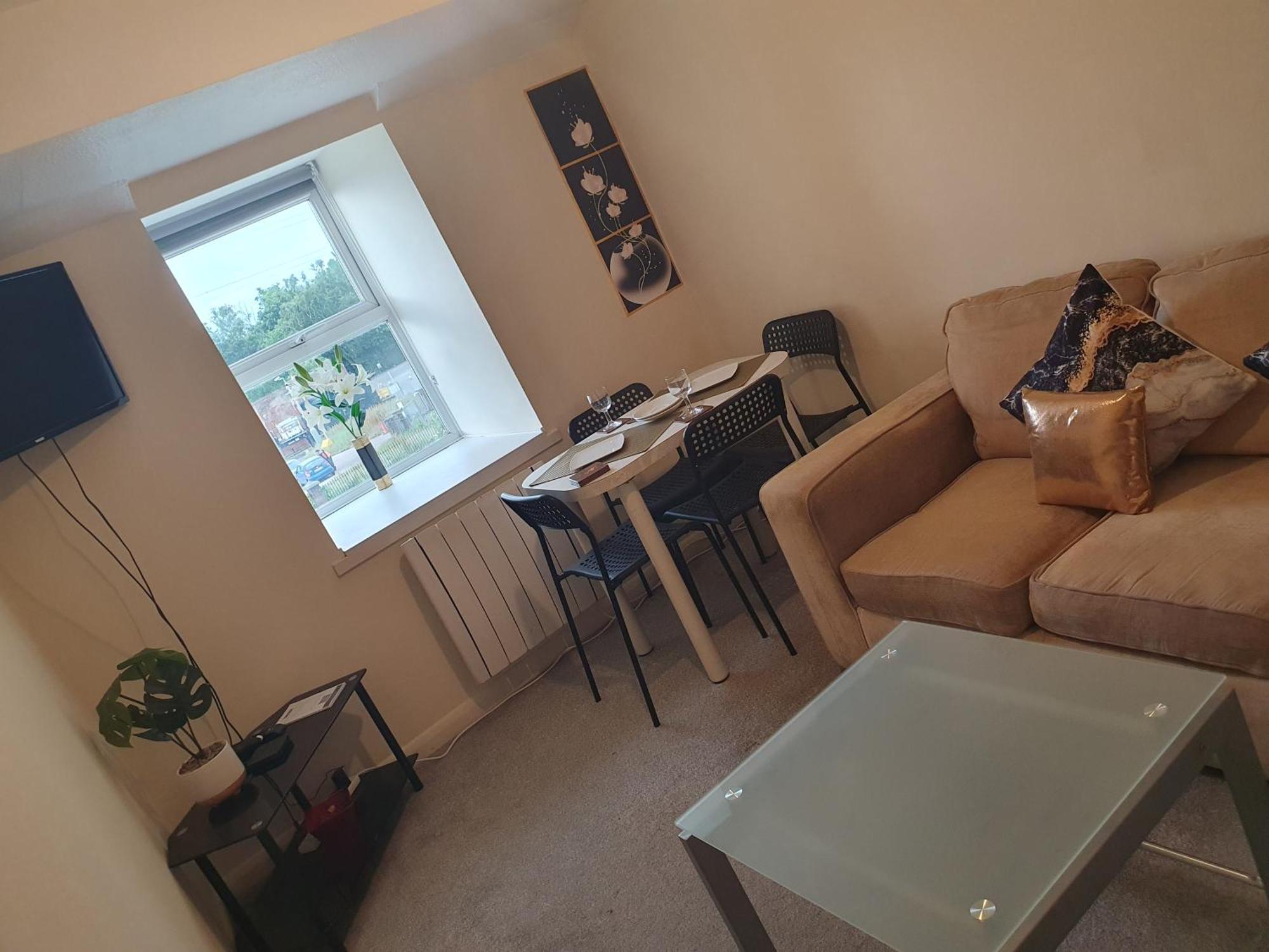 Lovely 1Bedrood Apartment Guildford Bagian luar foto