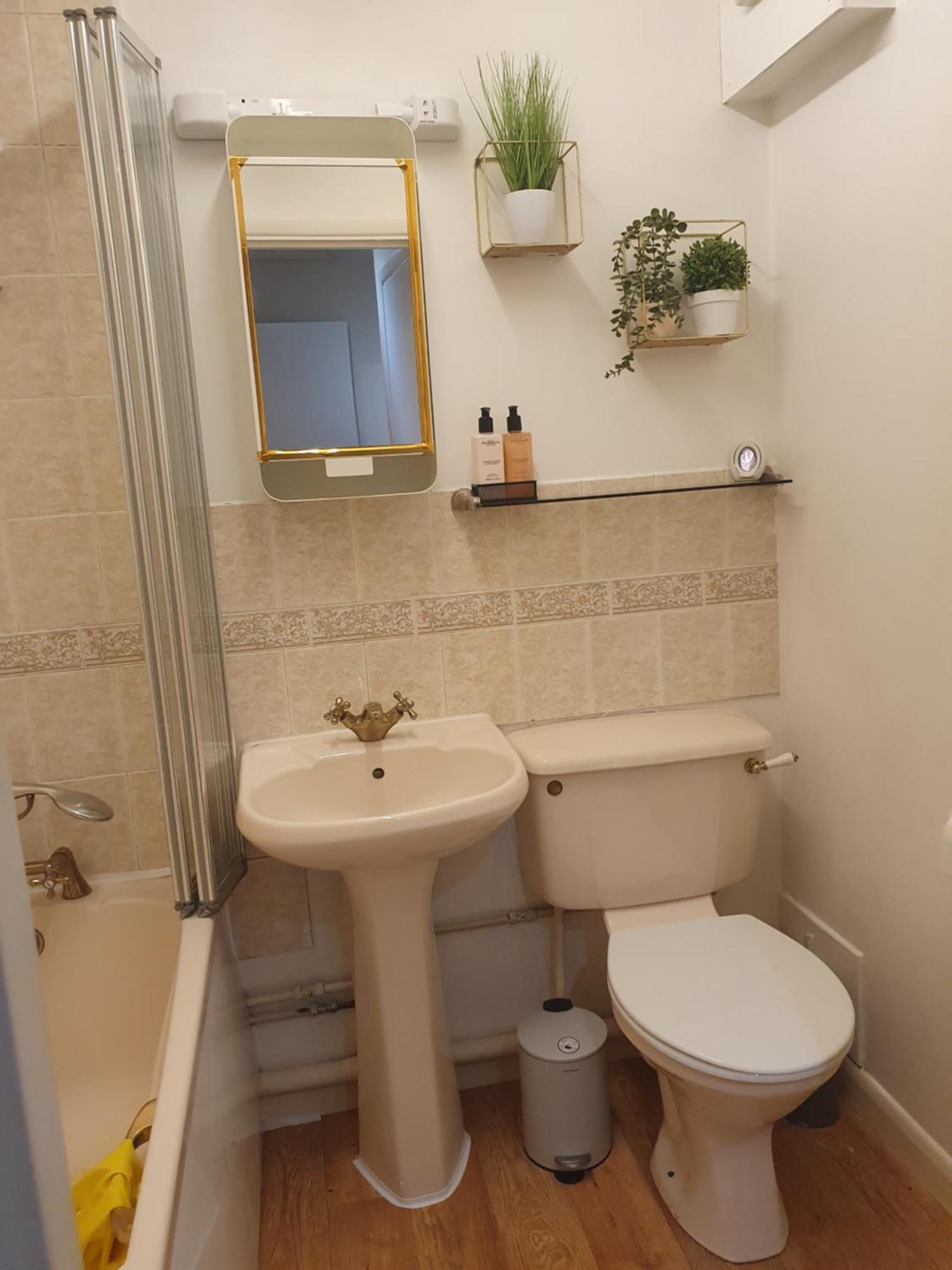 Lovely 1Bedrood Apartment Guildford Bagian luar foto