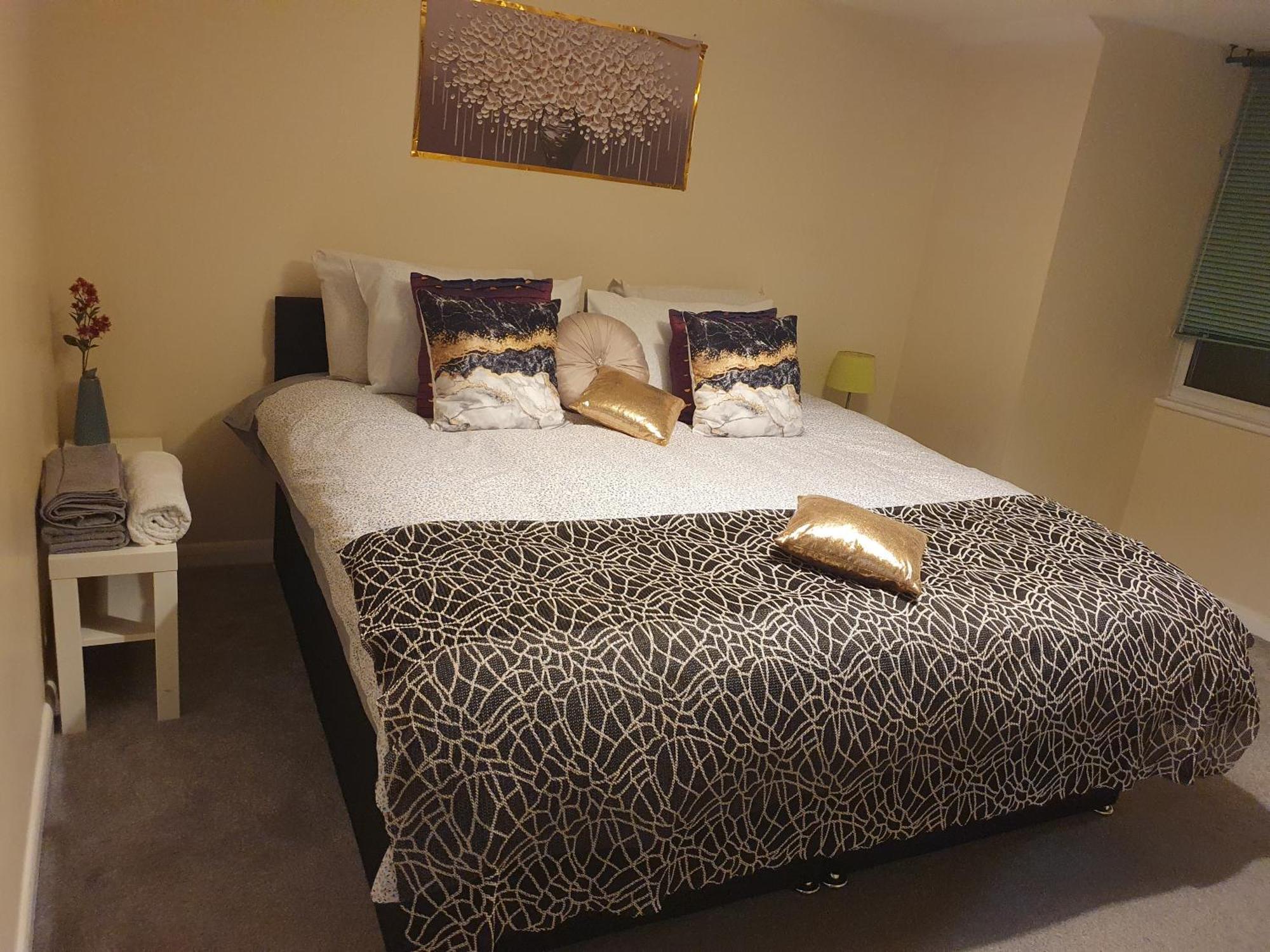 Lovely 1Bedrood Apartment Guildford Bagian luar foto