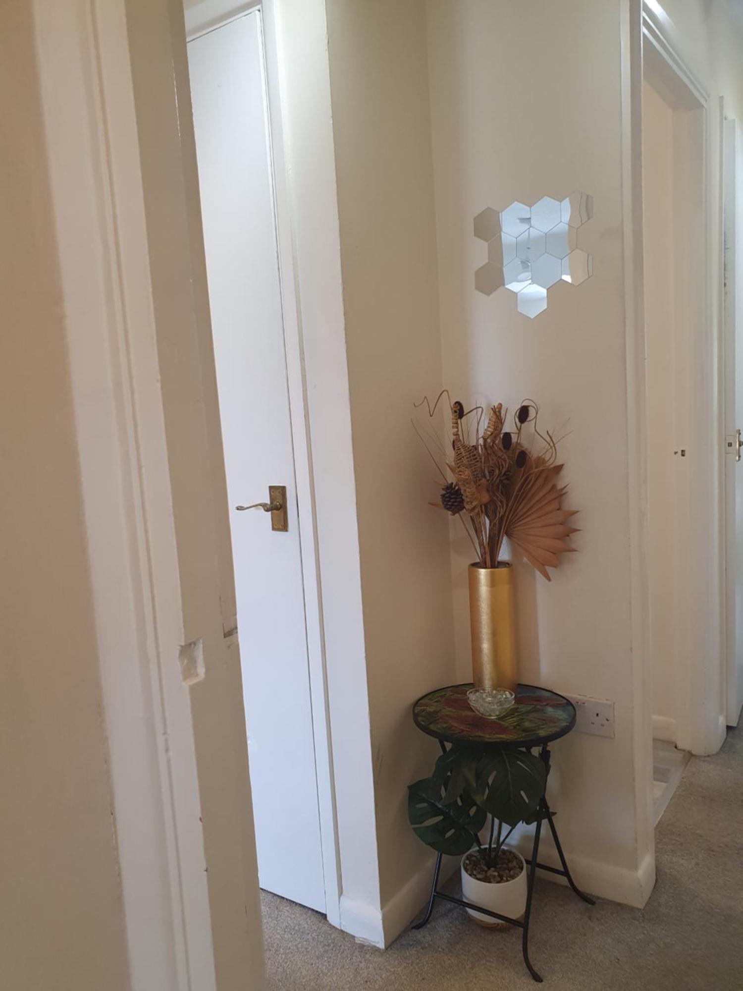 Lovely 1Bedrood Apartment Guildford Bagian luar foto