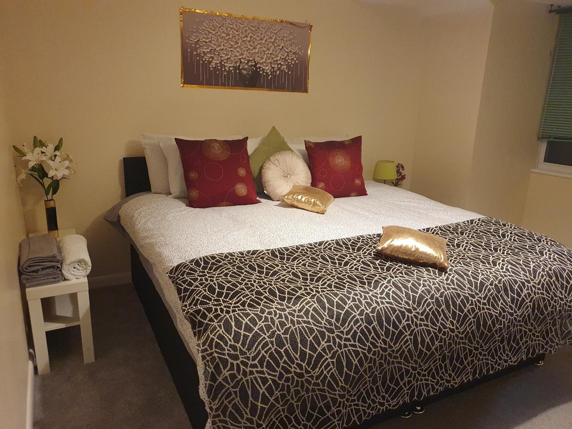 Lovely 1Bedrood Apartment Guildford Bagian luar foto