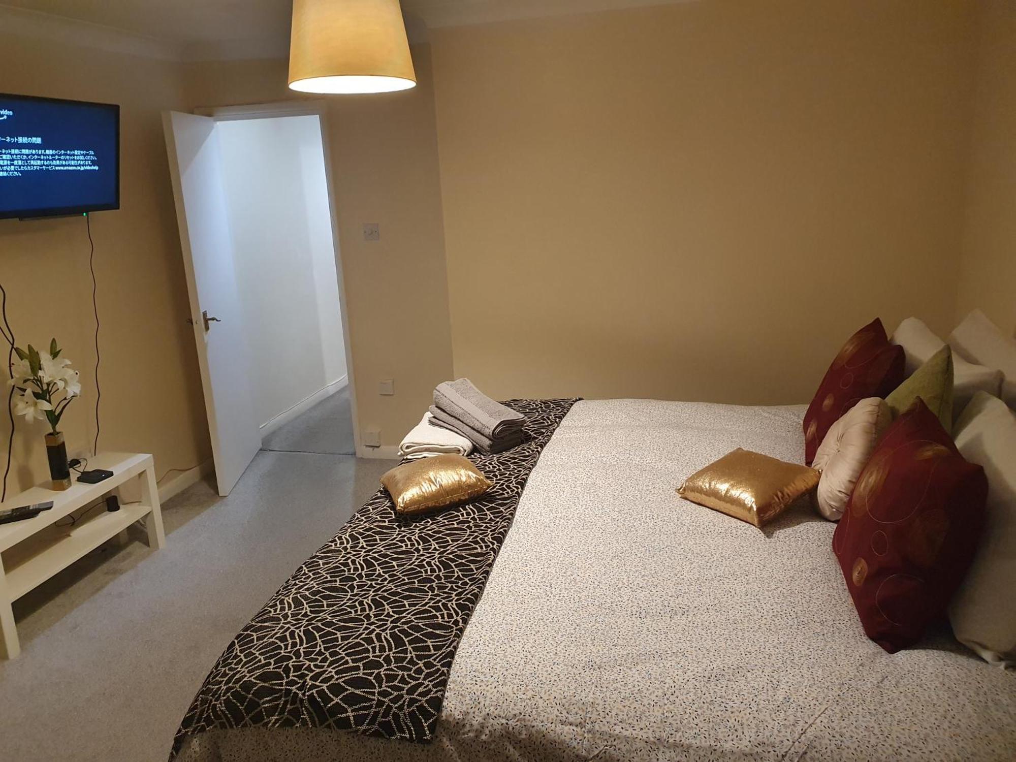 Lovely 1Bedrood Apartment Guildford Bagian luar foto