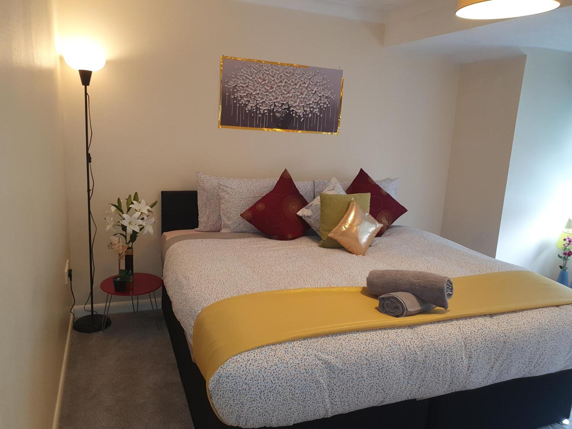 Lovely 1Bedrood Apartment Guildford Bagian luar foto