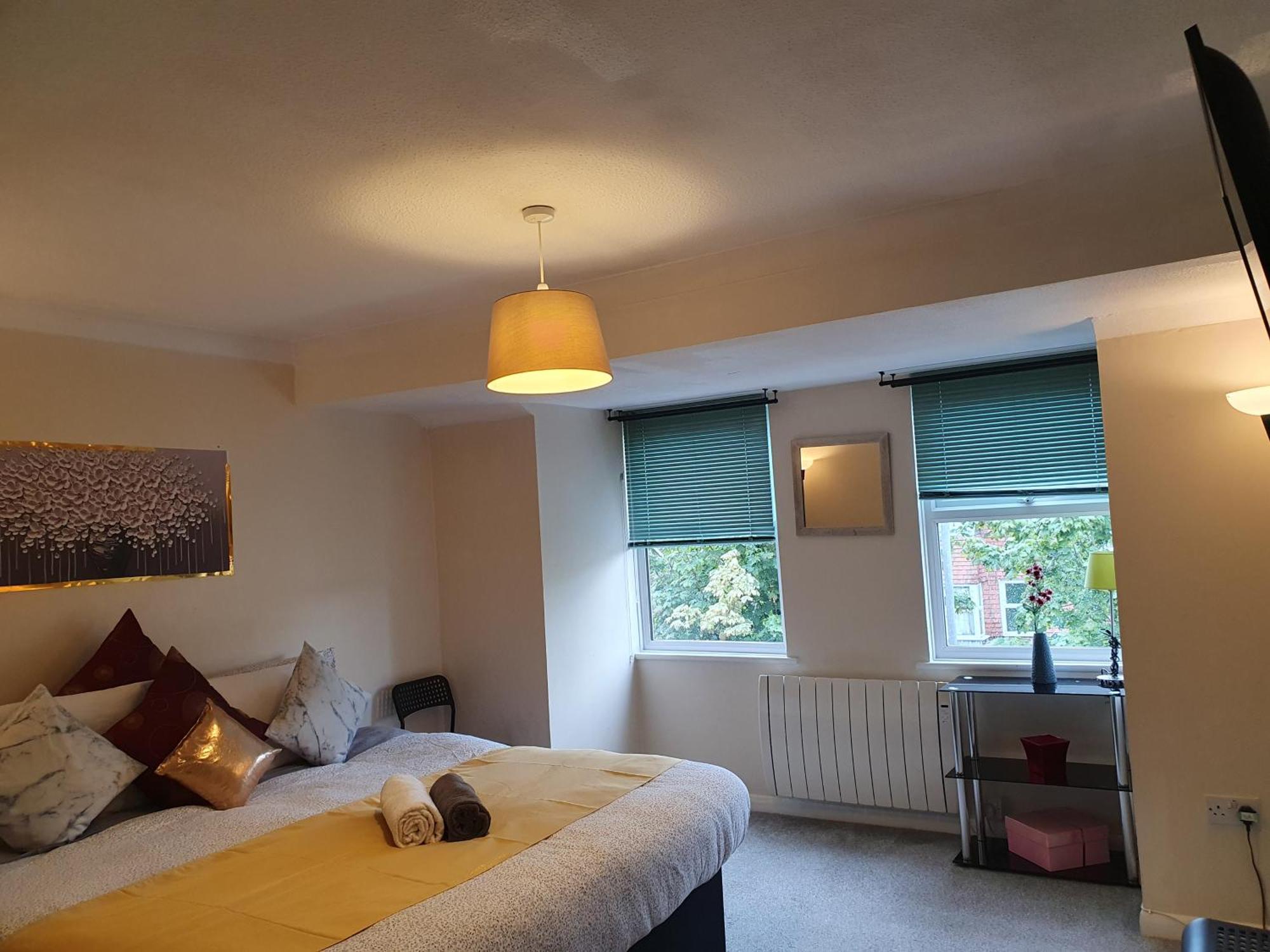 Lovely 1Bedrood Apartment Guildford Bagian luar foto